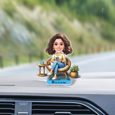 Personalized Bobblehead Caricature Gift for Woman, Boss Lady, Corporate Professional Birthday Gift for Sister Battery Powered Moving Head for Home & Office Tabletop Decor